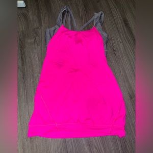 Lululemon tank top.